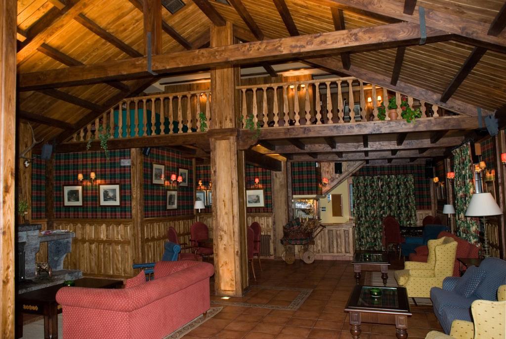 Hotel Presa Riaño Exteriör bild